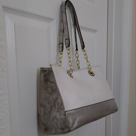 Anne Klein Shoulder Bag with Chain Handles Color Cream/Silver. - Picture 12 of 14